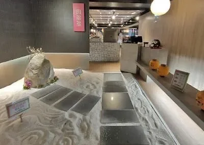 - 御創意空間裝潢